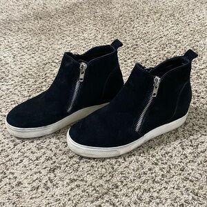 Steve Madden Black suede wedge sneakers with zips on both sides